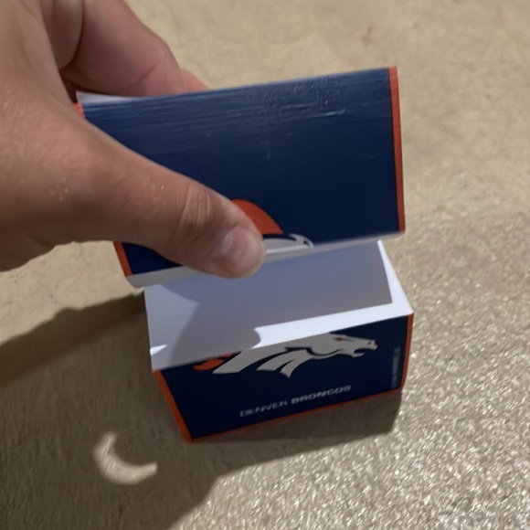 Broncos Note Pad - Picture 4 of 7